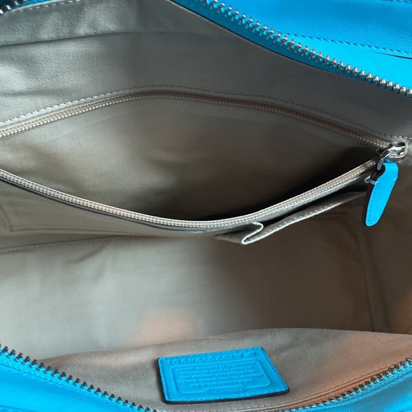 🔥COACH🔥Candace Robin Blue Legacy Carryall Leather Tote/Like New/RARE - Picture 7 of 13
